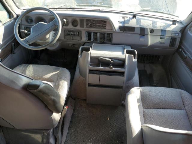 Photo 8 from auction – 1994 DODGE RAM WAGON with VIN 2B4HB15Y2RK110428