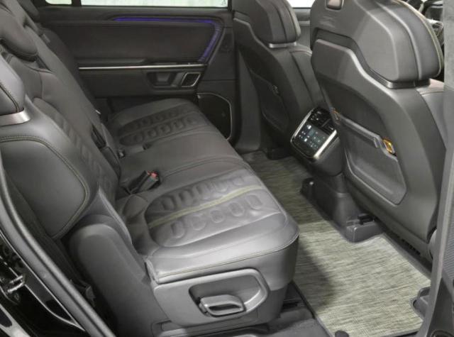 صورة رقم 6 من المزاد - 2023 RIVIAN R1S LAUNCH مع VIN 7PDSGABL2PN020404