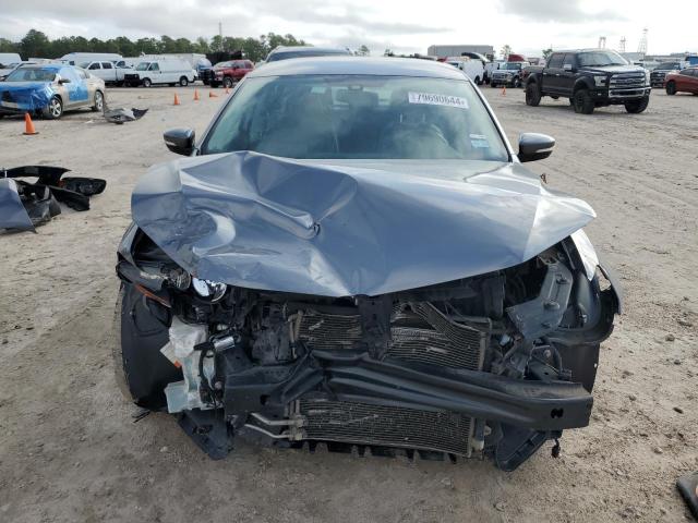 Photo 5 from auction – 2015 VOLKSWAGEN PASSAT S with VIN 1VWAS7A32FC103778