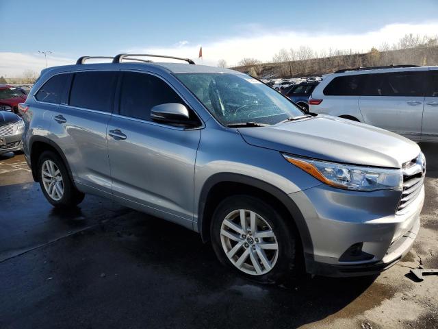 TOYOTA HIGHLANDER 2016 with VIN 5TDBKRFH2GS235978 - Photo from auction