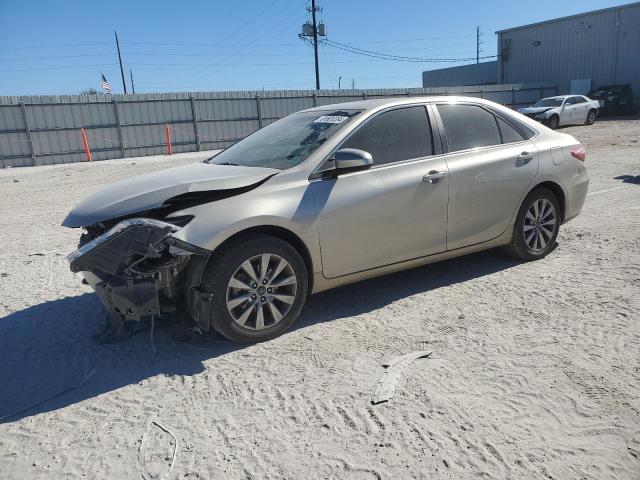 TOYOTA CAMRY LE 2017 with VIN 4T1BF1FK8HU728252 - Photo from auction
