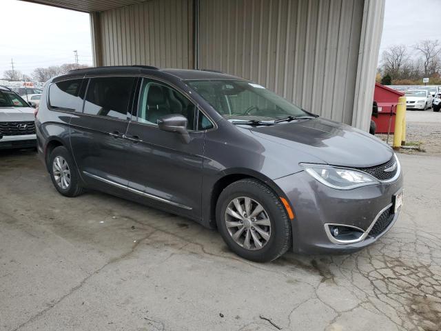 Photo 4 from auction – 2017 CHRYSLER PACIFICA T with VIN 2C4RC1BGXHR538897
