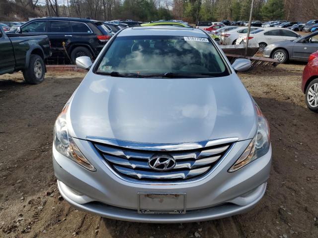 Photo 5 from auction – 2012 HYUNDAI SONATA SE with VIN 5NPEC4AB5CH354818
