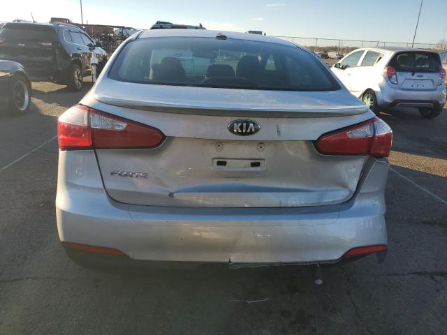Photo 6 from auction – 2016 KIA FORTE LX with VIN KNAFK4A67G5467747