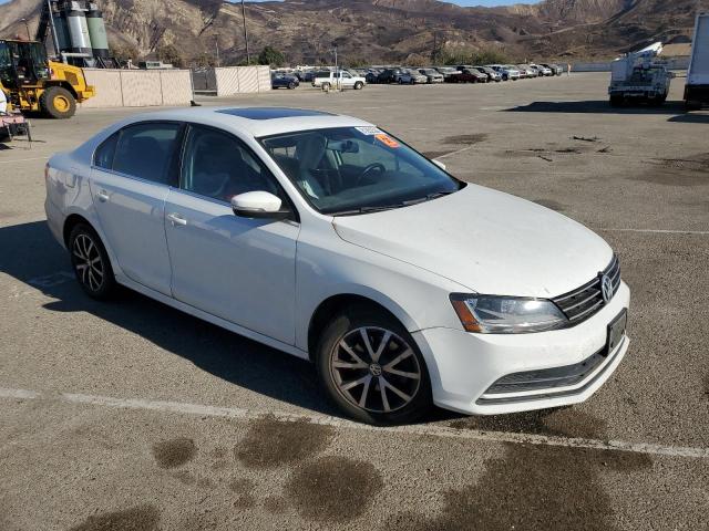 Photo 4 from auction – 2017 VOLKSWAGEN JETTA SE with VIN 3VWDB7AJXHM267633