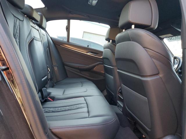 Zdjęcie 10 z aukcji – 2023 BMW M550XI z VIN WBA13BK04PCM46128