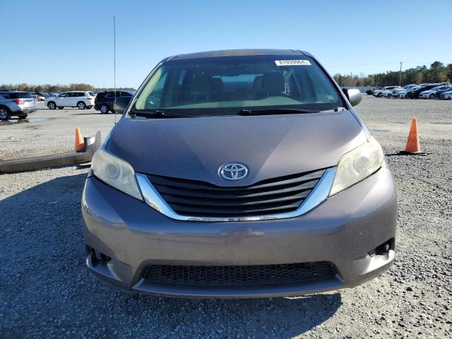 Photo 5 from auction – 2011 TOYOTA SIENNA with VIN 5TDZK3DC8BS120314
