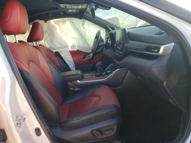 Photo 7 from auction – 2022 TOYOTA HIGHLANDER with VIN 5TDJZRAH8NS099982