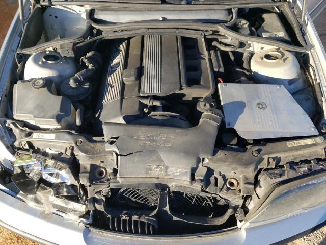 Photo 11 from auction – 2003 BMW 325 I with VIN WBAET37423NJ38845