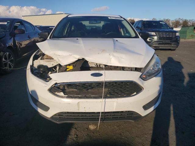 Photo 5 from auction – 2016 FORD FOCUS S with VIN 1FADP3E27GL273962