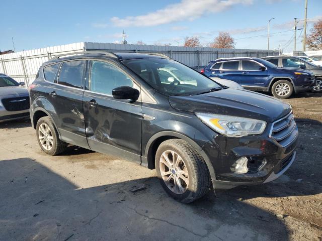 Photo 4 from auction – 2017 FORD ESCAPE SE with VIN 1FMCU0GD3HUB59346