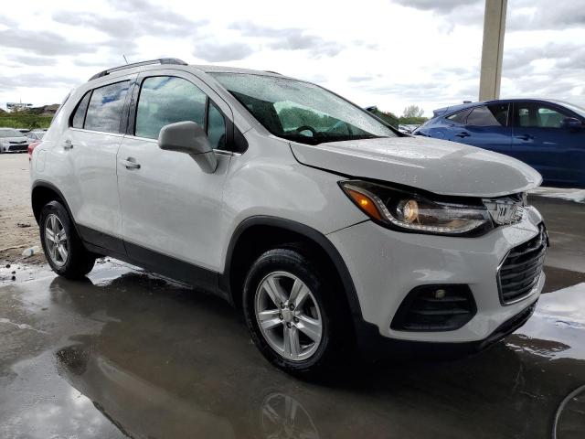 Photo 4 from auction – 2018 CHEVROLET TRAX 1LT with VIN 3GNCJPSB6JL156167