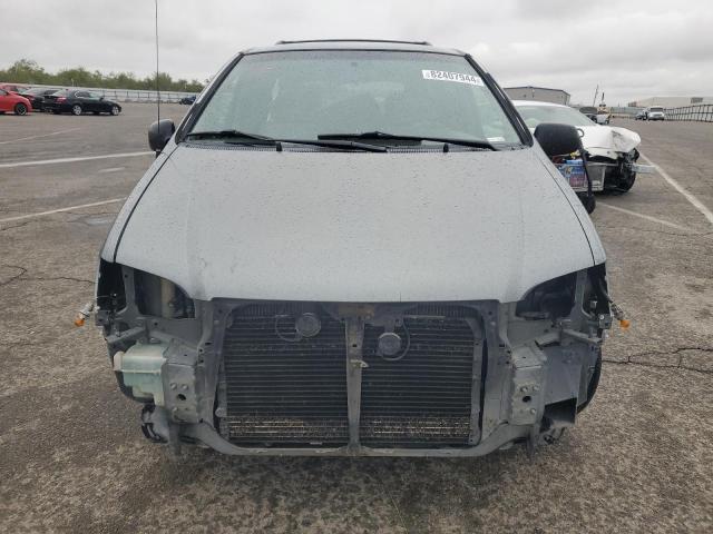Photo 5 from auction – 2000 TOYOTA SIENNA LE with VIN 4T3ZF13C2YU217185