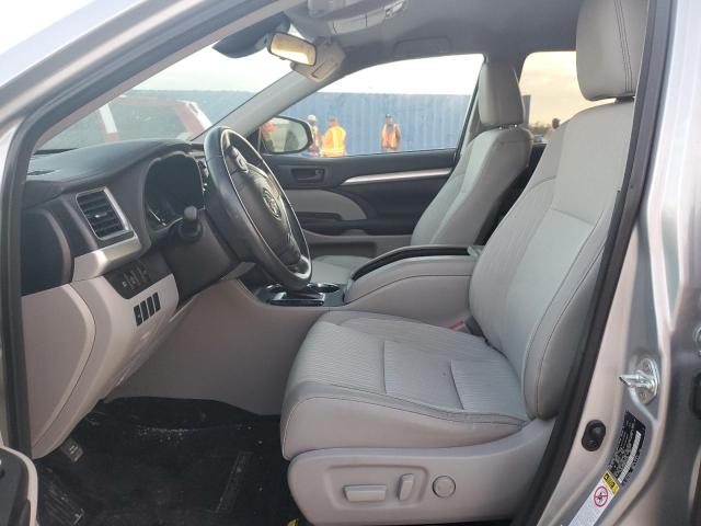 Photo 7 from auction – 2017 TOYOTA HIGHLANDER with VIN 5TDZZRFH4HS194166