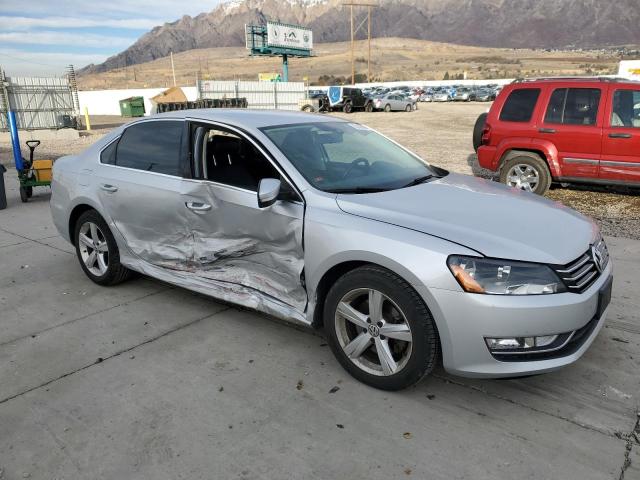 Photo 4 from auction – 2015 VOLKSWAGEN PASSAT S with VIN 1VWAS7A38FC079423