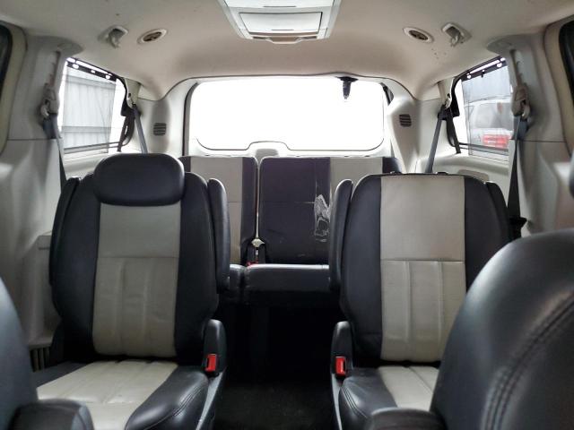 Photo 10 from auction – 2010 CHRYSLER TOWN & COU with VIN 2A4RR8DX0AR366822