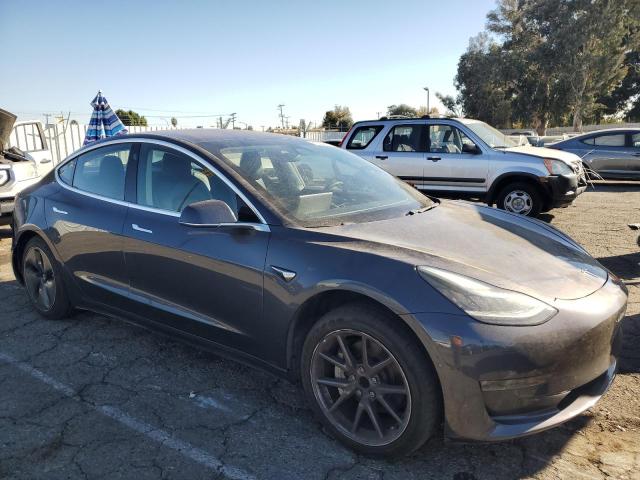 Photo 4 from auction – 2018 TESLA MODEL 3 with VIN 5YJ3E1EA2JF044526