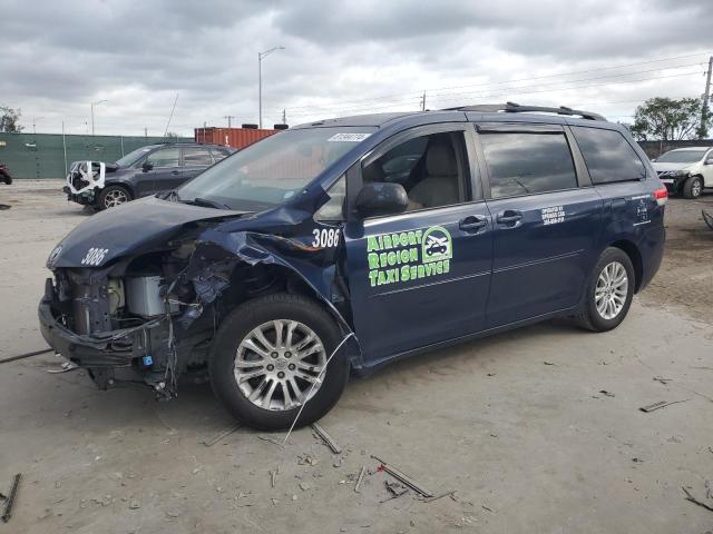TOYOTA SIENNA XLE 2013 with VIN 5TDYK3DC3DS363852 - Photo from auction