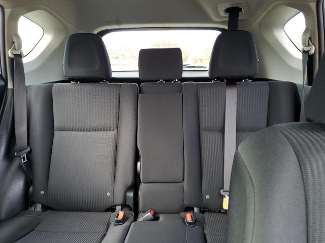 Photo 10 from auction – 2017 TOYOTA RAV4 LE with VIN JTMBFREV5HJ134668