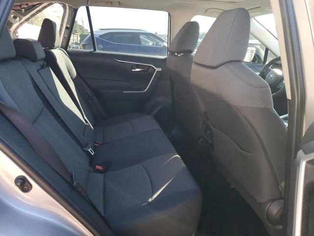 Photo 11 from auction – 2019 TOYOTA RAV4 XLE with VIN JTMW1RFV2KD022527