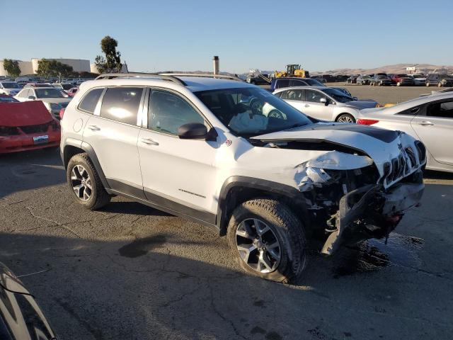 Photo 4 from auction – 2016 JEEP CHEROKEE T with VIN 1C4PJMBS0GW183635