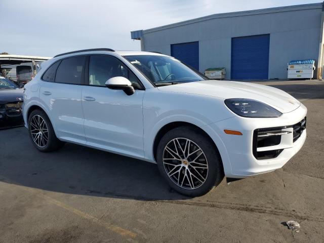 Снимка 4 от търг – 2024 PORSCHE CAYENNE с VIN WP1AA2AY6RDA06519