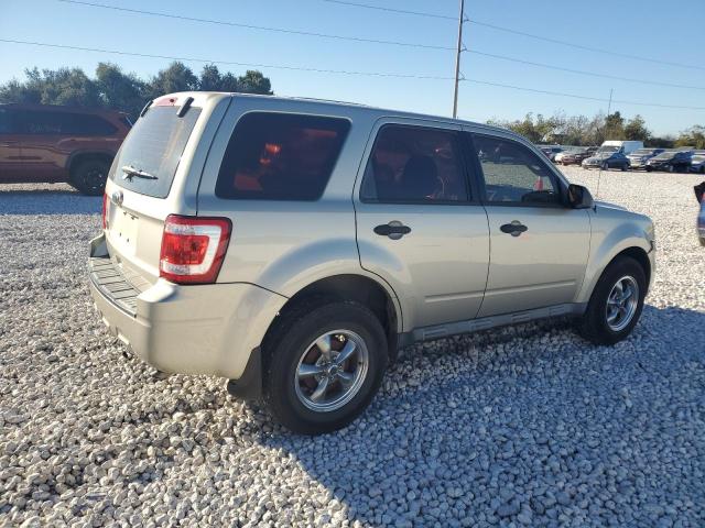 Photo 3 from auction – 2010 FORD ESCAPE XLS with VIN 1FMCU0C7XAKA41926