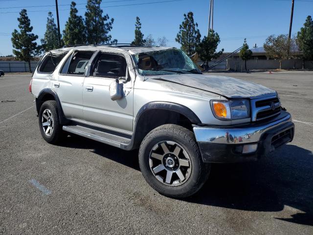 Photo 4 from auction – 1999 TOYOTA 4RUNNER SR with VIN JT3GN86R0X0122389