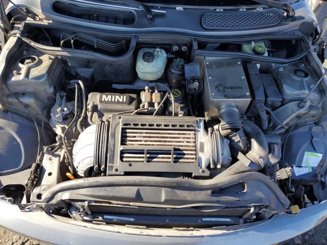 Photo 11 from auction – 2005 MINI COOPER S with VIN WMWRE33485TD97004