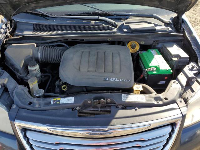 Photo 12 from auction – 2014 CHRYSLER TOWN & COU with VIN 2C4RC1BG3ER208580