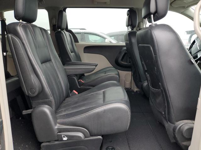Photo 11 from auction – 2013 CHRYSLER TOWN & COU with VIN 2C4RC1BG3DR745349