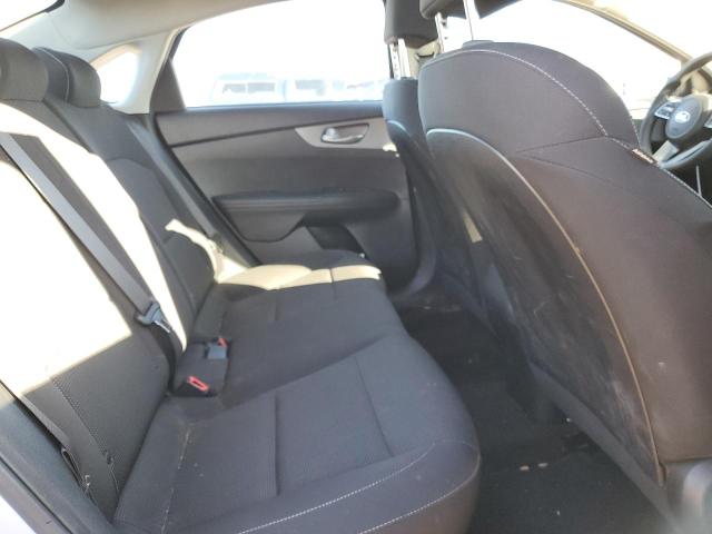 Photo 10 from auction – 2019 KIA FORTE FE with VIN 3KPF24AD3KE108619