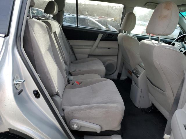 Photo 11 from auction – 2012 TOYOTA HIGHLANDER with VIN 5TDBK3EH5CS161898