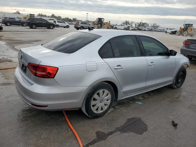 Photo 3 from auction – 2015 VOLKSWAGEN JETTA BASE with VIN 3VW2K7AJ0FM320702
