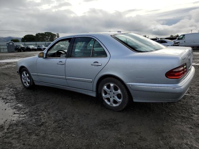 Photo 2 from auction – 2002 MERCEDES-BENZ E 320 with VIN WDBJF65J22B464517