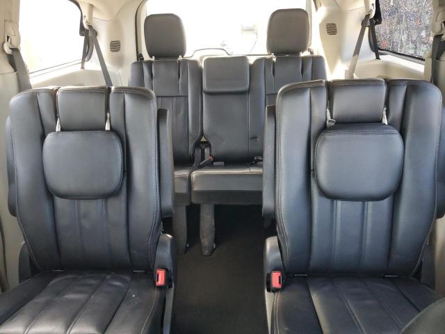 Photo 10 from auction – 2013 CHRYSLER TOWN & COU with VIN 2C4RC1BG0DR742666