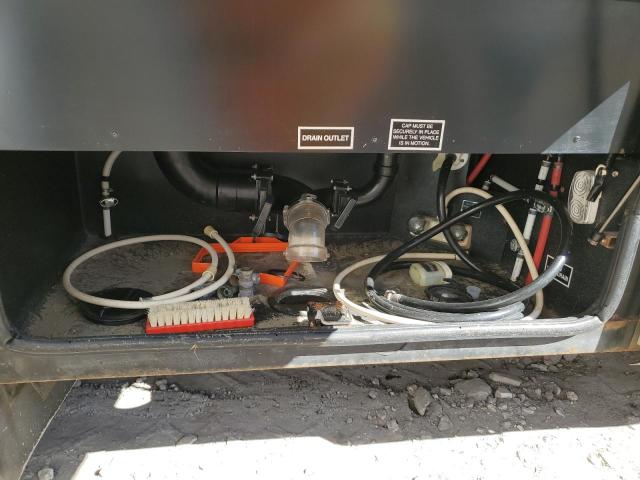 Photo 9 from auction – 2008 WORKHORSE CUSTOM CHASSIS MOTORHOME with VIN 5B4MP67G183432339