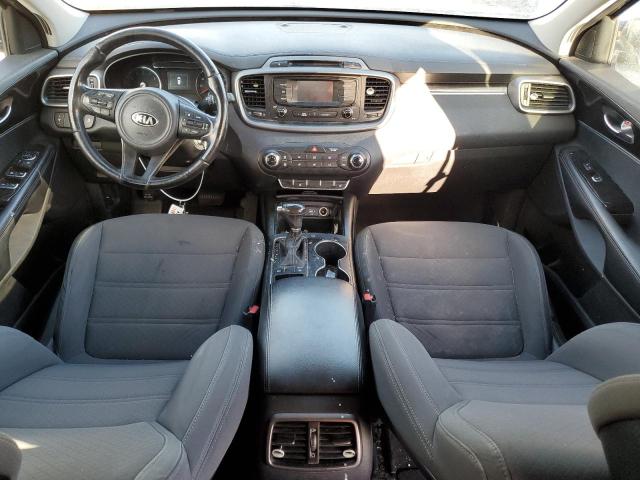 Photo 8 from auction – 2016 KIA SORENTO LX with VIN 5XYPG4A37GG017974