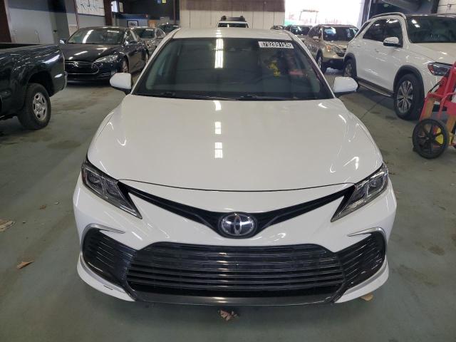 Photo 5 from auction – 2022 TOYOTA CAMRY LE with VIN 4T1C11AK2NU634860