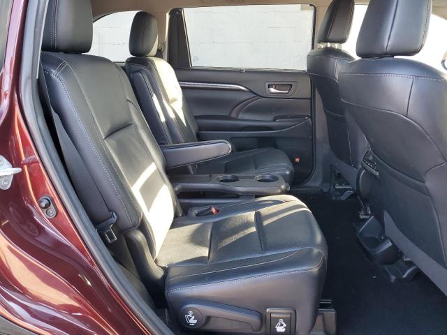 Photo 11 from auction – 2016 TOYOTA HIGHLANDER with VIN 5TDDKRFH2GS329495