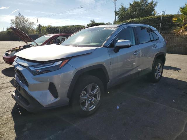 Photo 1 from auction – 2022 TOYOTA RAV4 XLE with VIN 2T3W1RFV7NC200845