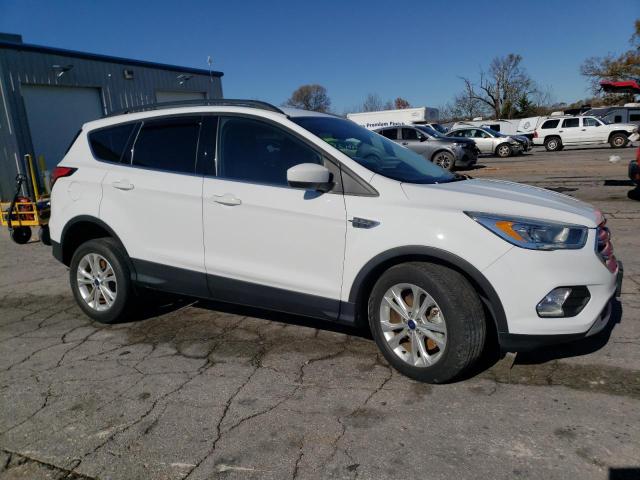 Photo 4 from auction – 2017 FORD ESCAPE SE with VIN 1FMCU9G91HUD41076