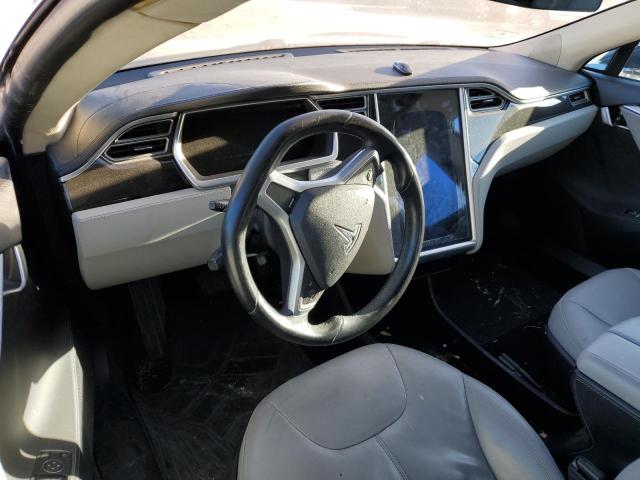 Photo 8 from auction – 2013 TESLA MODEL S with VIN 5YJSA1CG7DFP23971