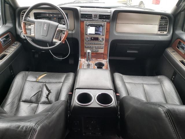 Photo 8 from auction – 2011 LINCOLN NAVIGATOR with VIN 5LMJJ2J55BEJ02531