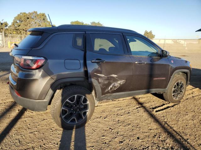 Photo 3 from auction – 2019 JEEP COMPASS TR with VIN 3C4NJDDB2KT722033