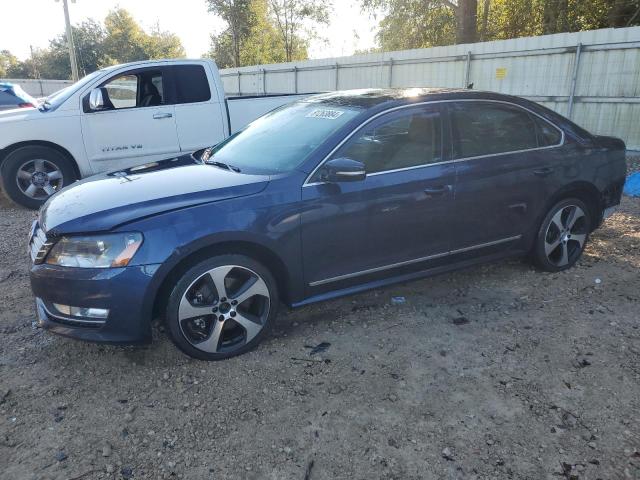 VOLKSWAGEN PASSAT SE 2015 with VIN 1VWBS7A34FC030997 - Photo from auction