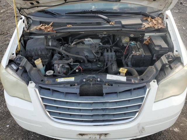 Photo 12 from auction – 2008 CHRYSLER TOWN & COU with VIN 2A8HR54P18R611131