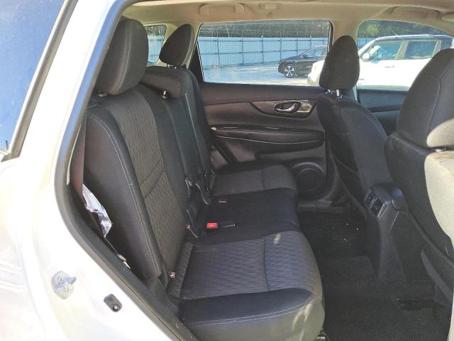 Photo 11 from auction – 2017 NISSAN ROGUE S with VIN 5N1AT2MT4HC771949