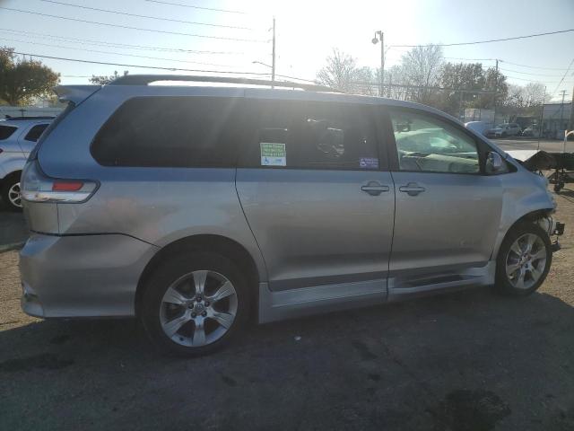 Photo 3 from auction – 2012 TOYOTA SIENNA with VIN 5TDXK3DC8CS274790
