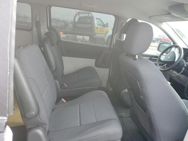 Photo 10 from auction – 2010 DODGE GRAND CARA with VIN 2D4RN4DE9AR146607